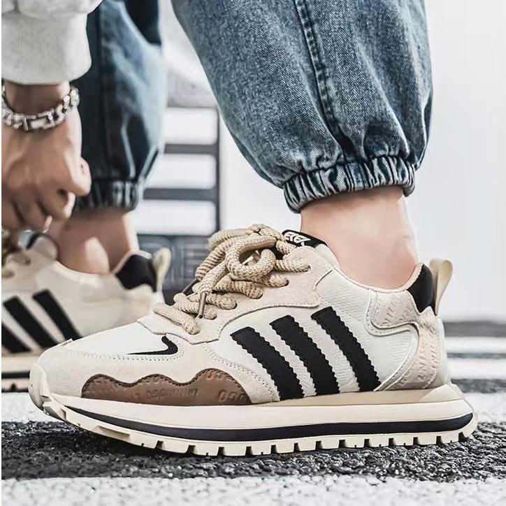 Διορθωτικά αθλητικά παπούτσια για την ανακούφιση από τον πόνο στα πόδια και τη διατήρηση του σωστού βαδίσματος